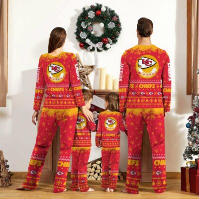 Personalized Kansas City Chiefs Snowflake Spirit Pajamas back